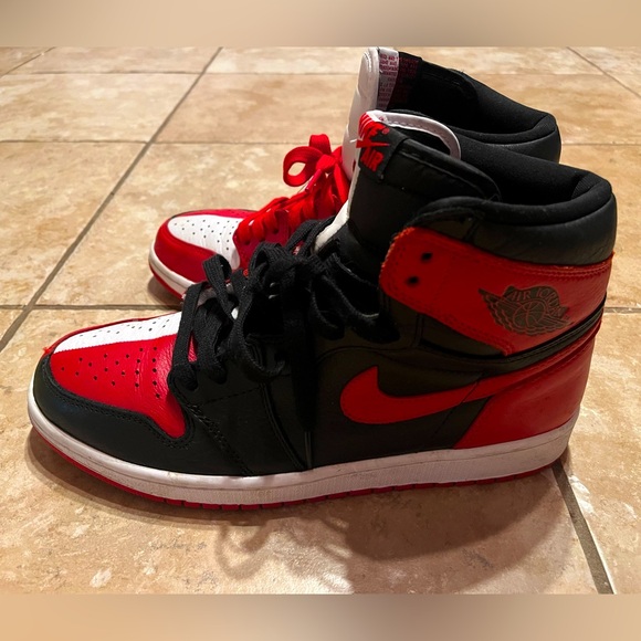 Nike Air Jordan 1 Retro High OG Homage To Home 861428-061 Size 9.5 - Picture 7 of 10